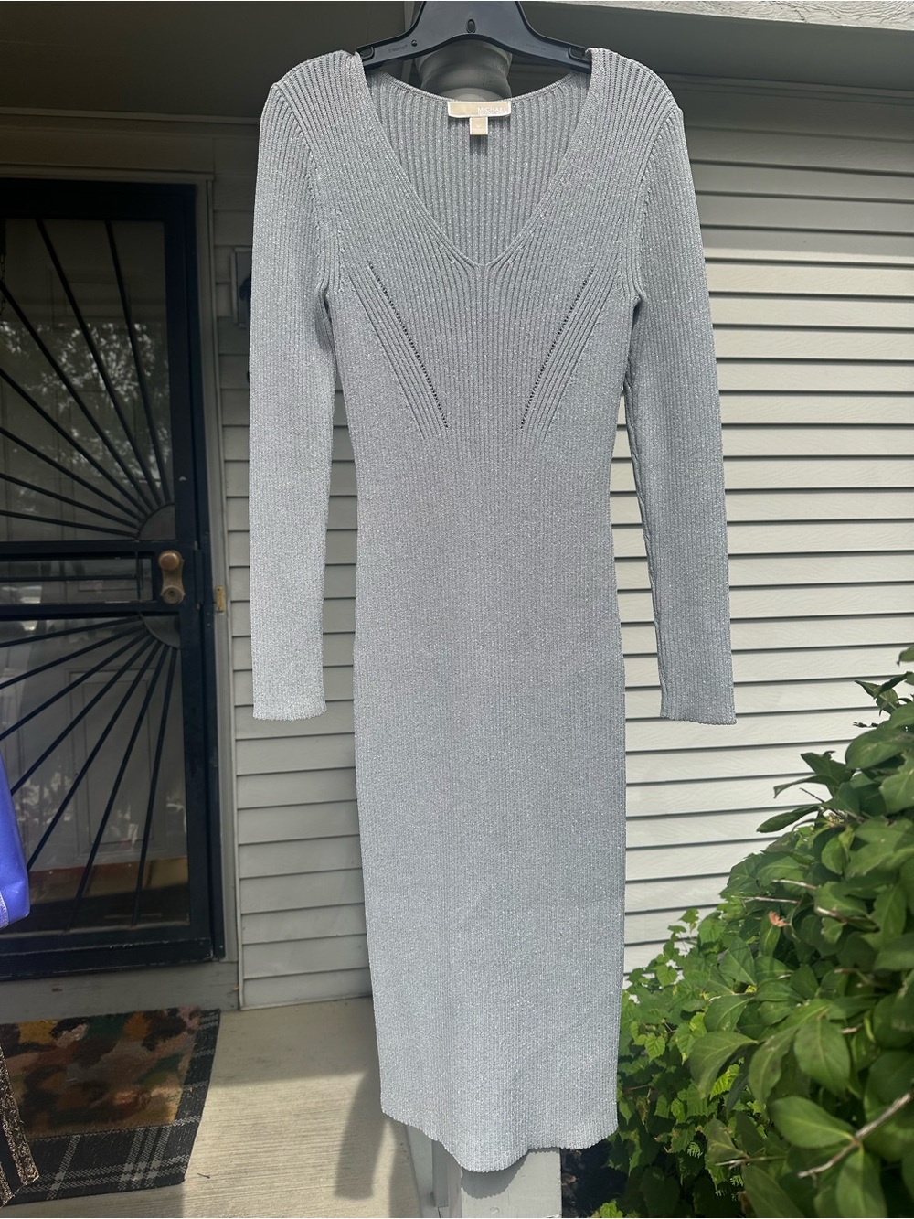 Michael Kors Silver Ribbed V-Neck Long Sleeve Knit Dress